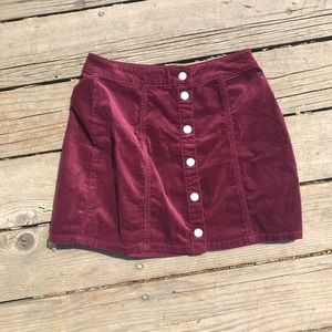 Brandy Melville maroon skirt